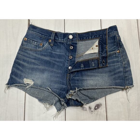 Levi’s 501 Shorts Women Size 29 High Rise Button Fly Cut Off Distressed NWOT - Picture 4 of 6